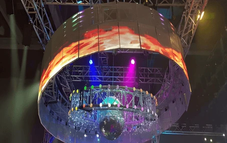 Come scegliere il display LED trasparente giusto per la tua attività