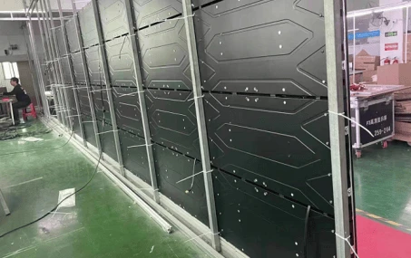 Come installare e mantenere i display LED di servizio ad accesso frontale