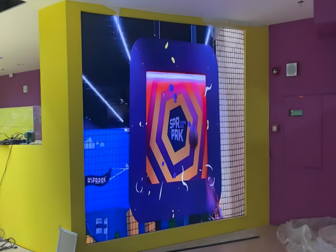 Dubai Mirdiff Şehir Merkezi'nde Premteco İç Mekan LED P1.5