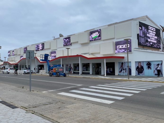 Premteco P6.25 Dış Mekan LED Video Duvarı, Ibiza, İspanya